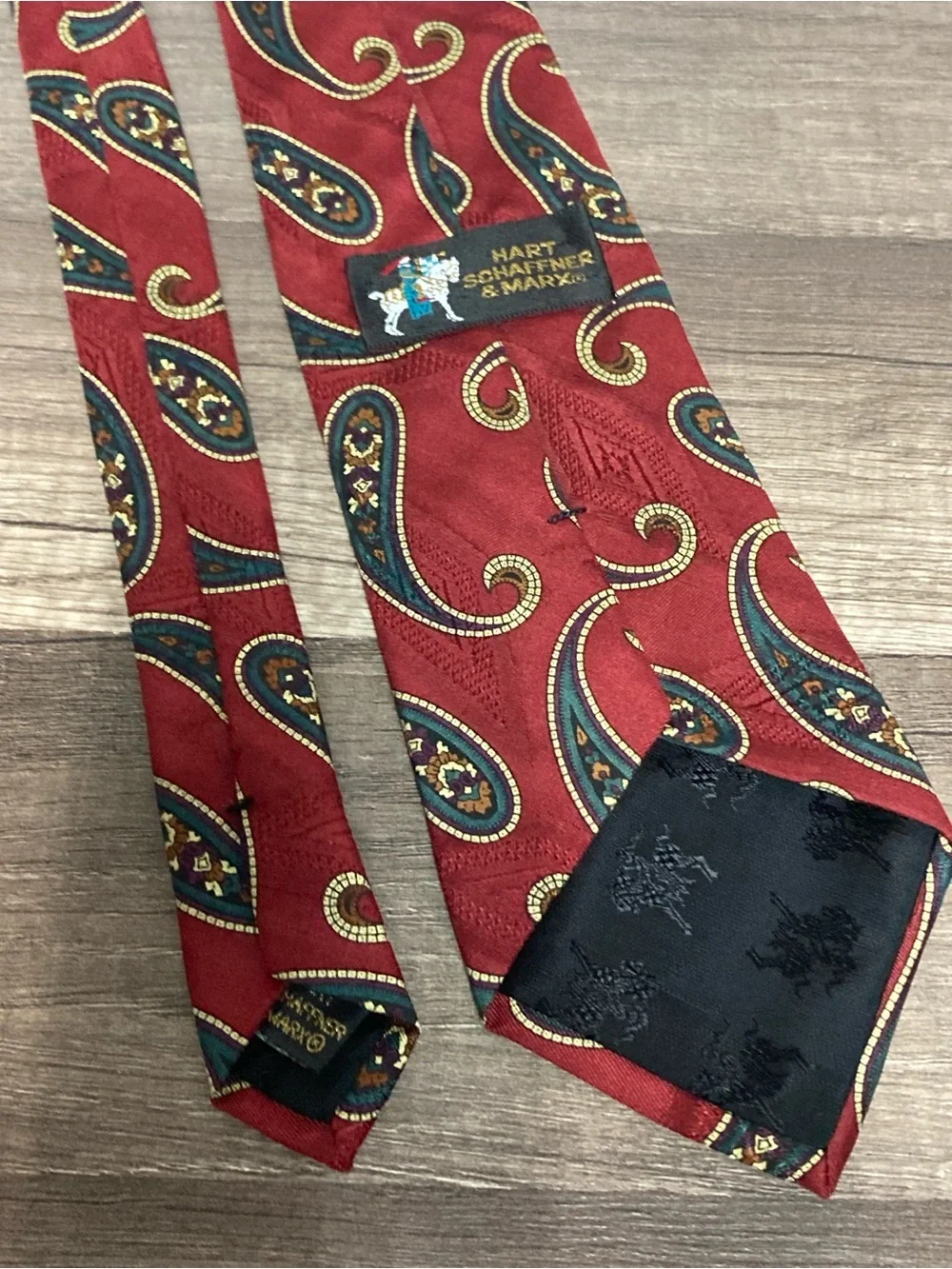 Hart Schaffner Marx Vintage Handmade in ITALY Silk Tie Mens Red Gold Paisley